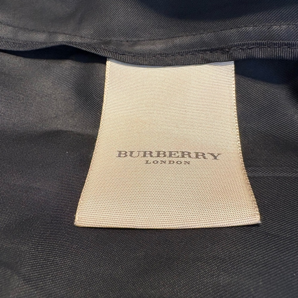 Burberry Lightweight Silk Jacket - Picture 6 of 8